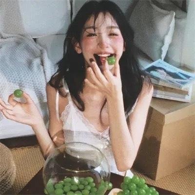 画里真真